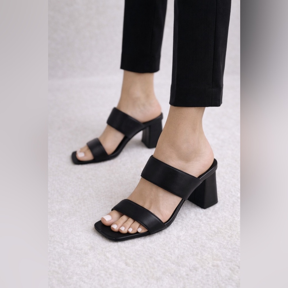 AKA Black Block Heel Sandals Size 7 – Double Strap Minimalist Mule